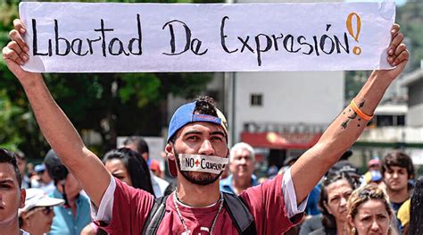  La Controversia de “Je suis Charlie”: Una Mirada Profunda sobre la Libertad de Expresión en Francia